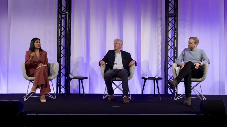 Hayaatun Sillem and Tom Kalil speaking at the ARIA Summit 2025